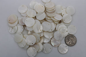 shell pendant round medium/small 20mm