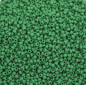 toho seed beads size 11 matte dark green 47HF