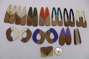 beading set wood and resin cabs/pendants